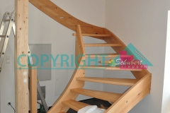 Massivholztreppe-18