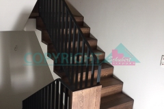 Massivholztreppe-49